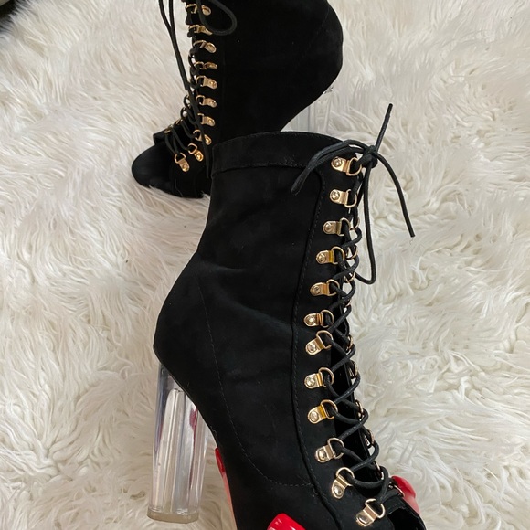 Stilletto heels! - Picture 7 of 8